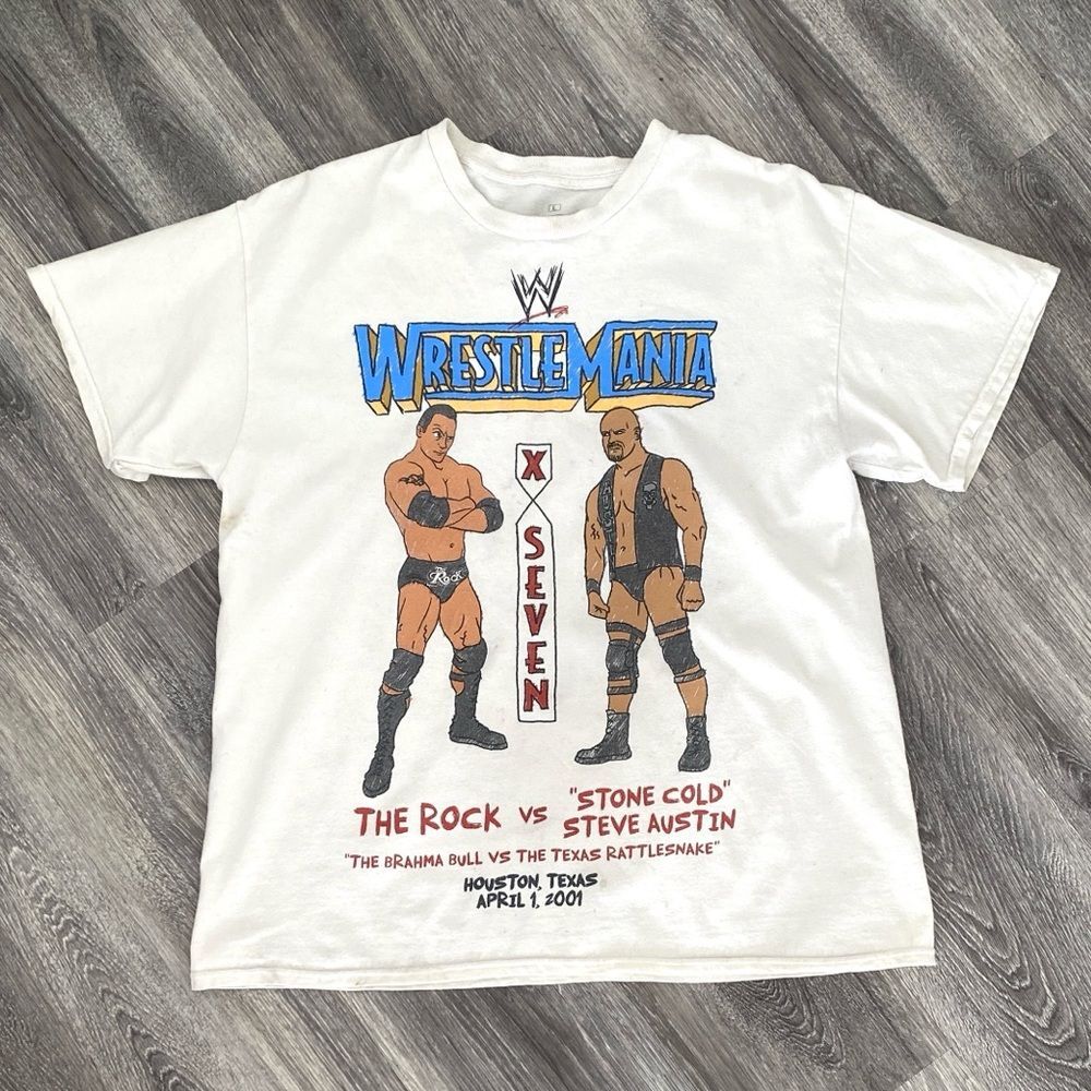 WrestleMania XVII Graphic T-Shirt Sz L Thr Rock VS Steve Austin Texas April 2001